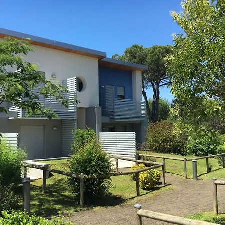 Modern First-floor Flat Near The Beach-bibione Apartment