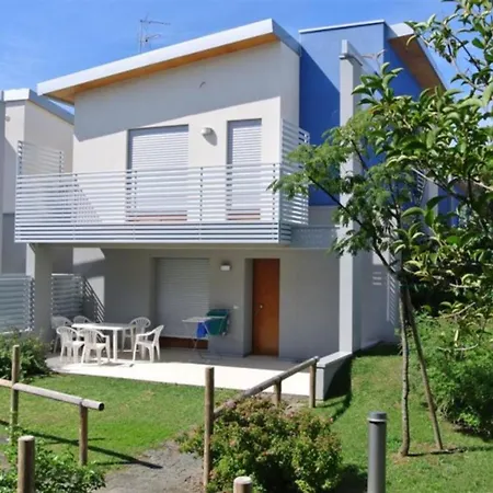 Modern First-floor Flat Near The Beach-bibione Bibione